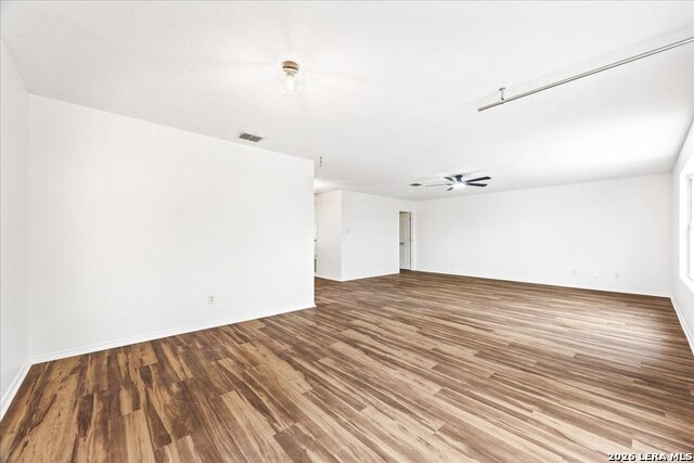 Image 21 of 38 For 6718 Loma Vino