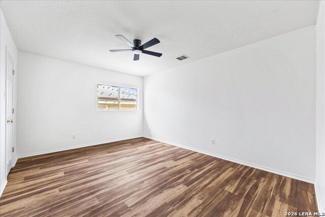 Image 22 of 38 For 6718 Loma Vino