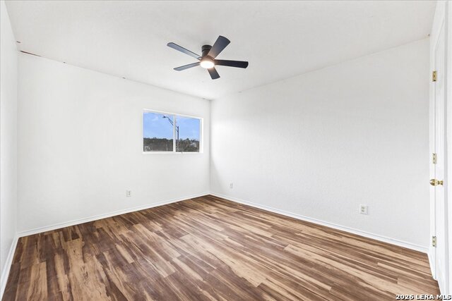 Image 25 of 38 For 6718 Loma Vino