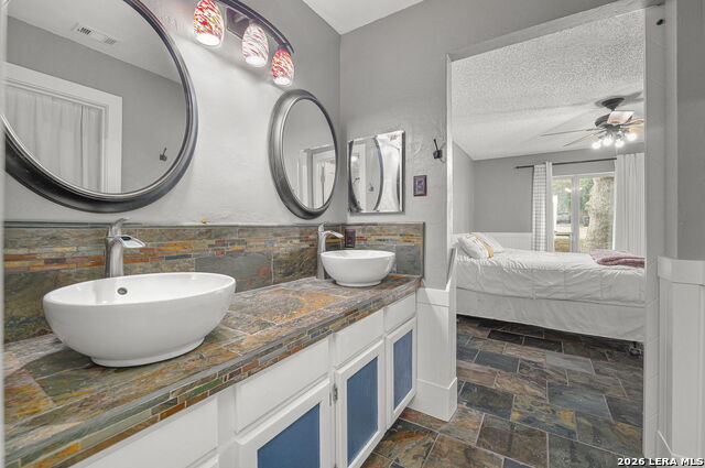 Image 18 of 32 For 14118 Sage Trail