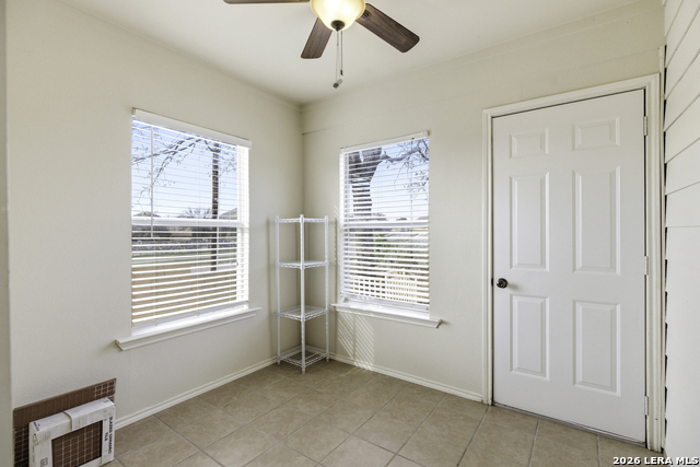 Image 11 of 28 For 22130 Prospect Hl