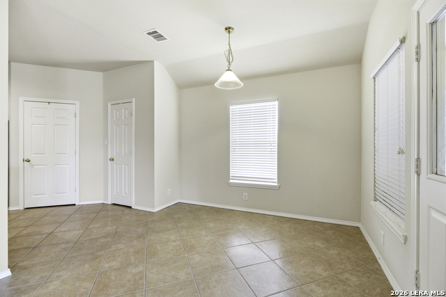 Image 8 of 28 For 22130 Prospect Hl