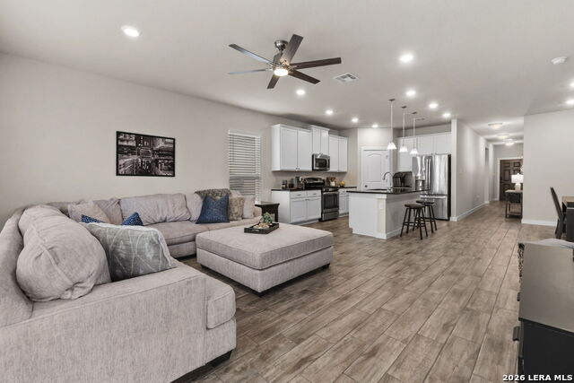 Image 11 of 34 For 6211 Fox Peak Dr