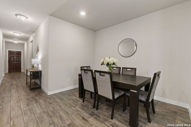 Image 5 of 34 For 6211 Fox Peak Dr