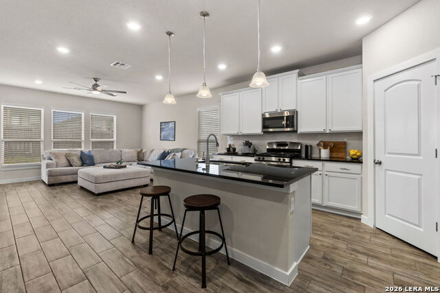 Image 8 of 34 For 6211 Fox Peak Dr