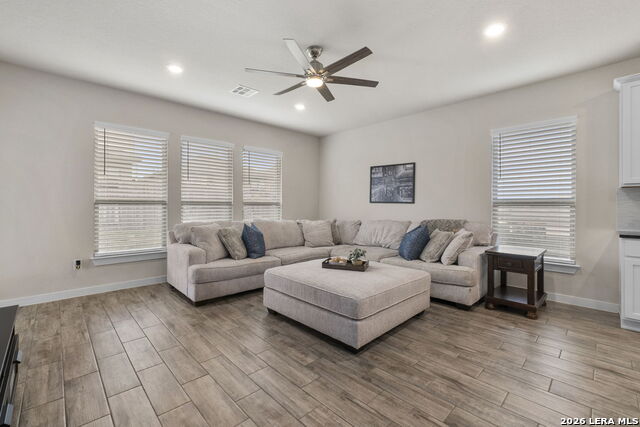 Image 9 of 34 For 6211 Fox Peak Dr