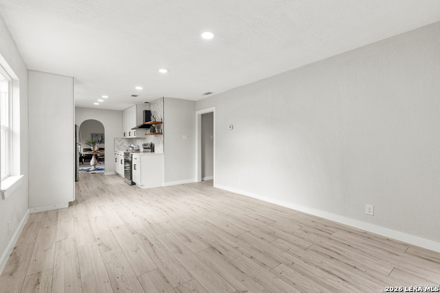 Image 9 of 21 For 10322 Tioga  