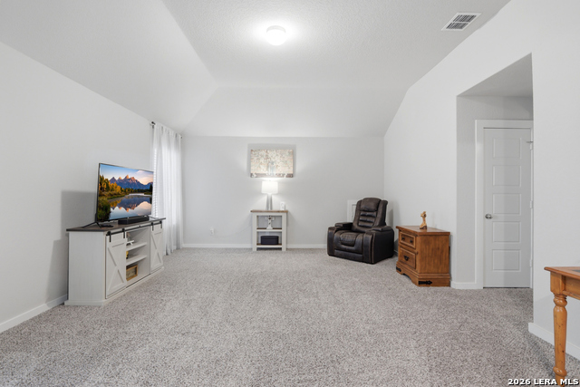 Image 21 of 30 For 827 Laurel  