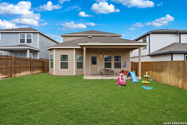 Image 28 of 30 For 827 Laurel  