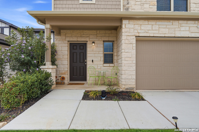 Image 3 of 30 For 827 Laurel  