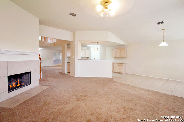 Image 21 of 39 For 7326 Tamburo