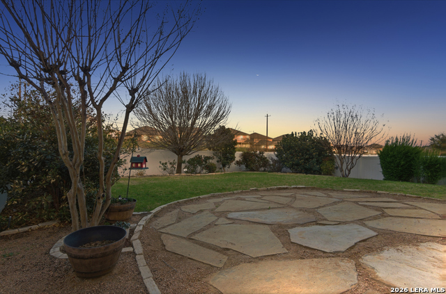 Image 32 of 38 For 509 Brook Shadow