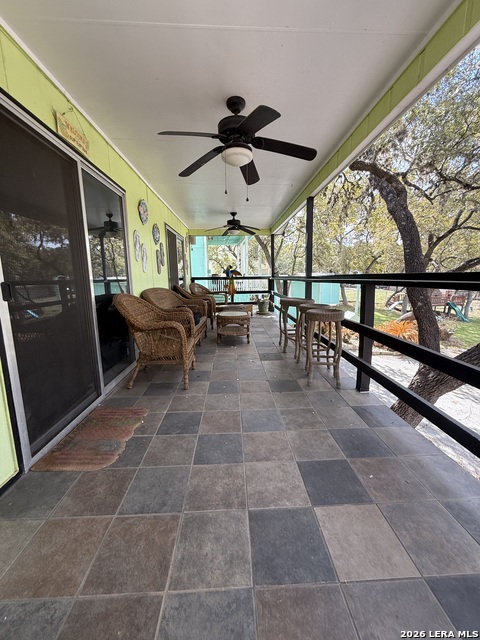 Image 17 of 25 For 809 Lookout  