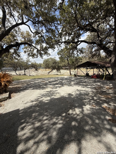 Image 20 of 25 For 809 Lookout  