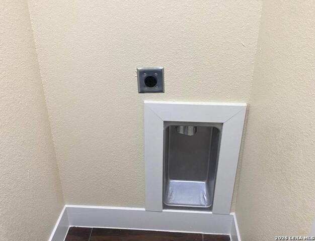 Image 25 of 30 For 723 S San Bernardo Ave