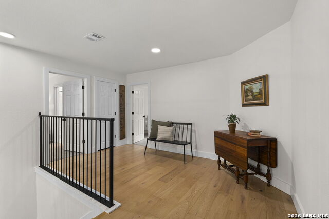 Listing photo id 32 for 1130 Stoney Ridge Rd