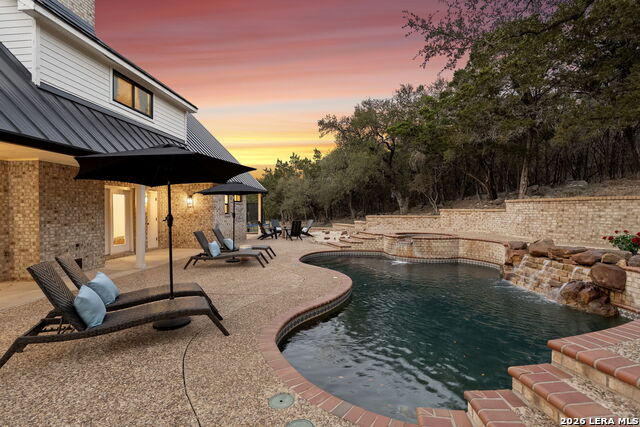 Listing photo id 44 for 1130 Stoney Ridge Rd