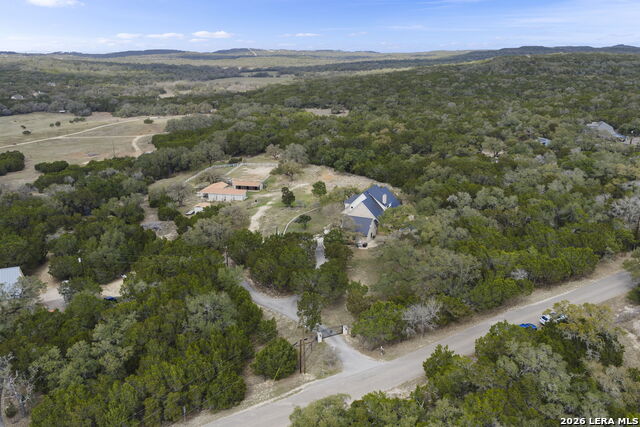 Listing photo id 59 for 1130 Stoney Ridge Rd