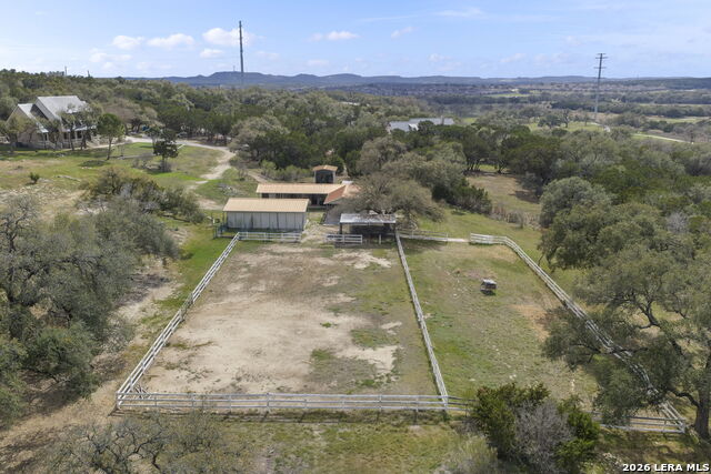 Listing photo id 62 for 1130 Stoney Ridge Rd