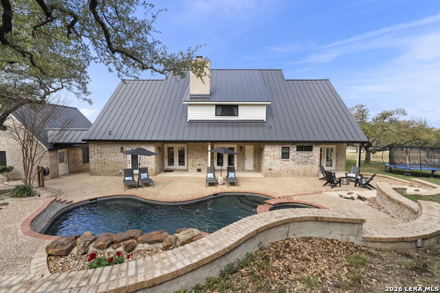 Listing photo id 70 for 1130 Stoney Ridge Rd