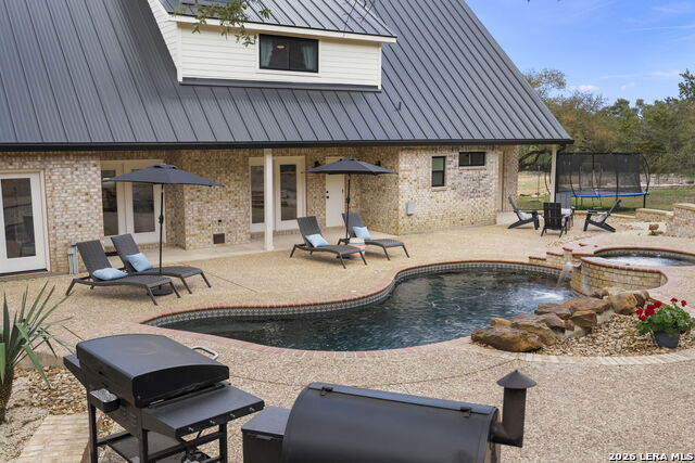 Listing photo id 71 for 1130 Stoney Ridge Rd