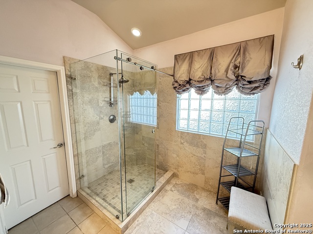 Image 29 of 36 For 1242 Tweed Willow