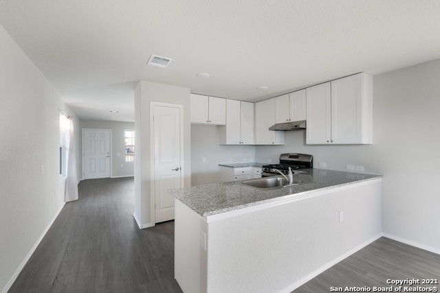 Image 3 of 25 For 7214 Lavaca Bluff