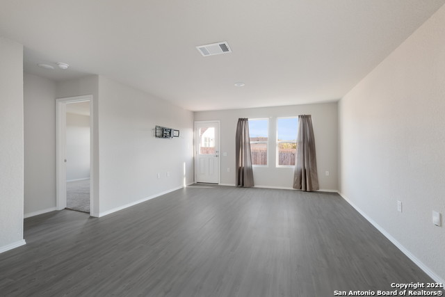 Image 8 of 25 For 7214 Lavaca Bluff