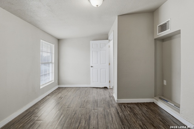 Image 16 of 25 For 477 Bandera  