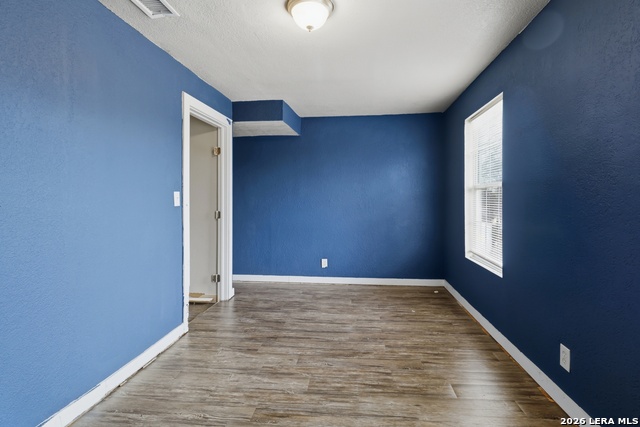 Image 18 of 25 For 477 Bandera  