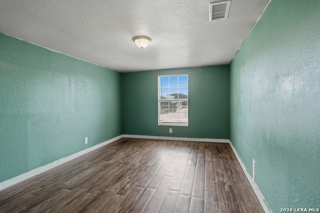 Image 19 of 25 For 477 Bandera  