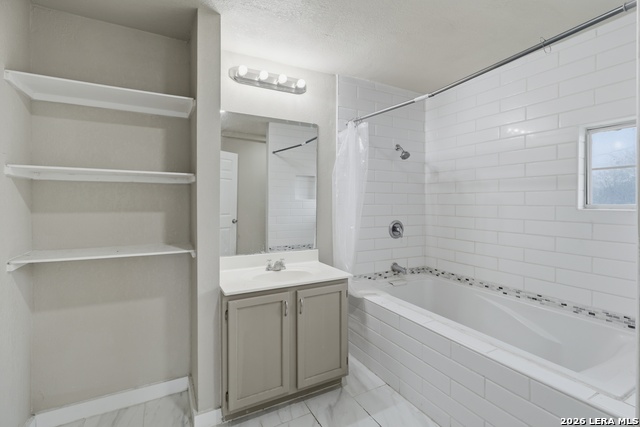 Image 21 of 25 For 477 Bandera  