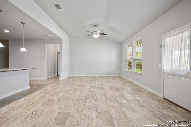 Image 19 of 50 For 3613 Black Cloud Dr