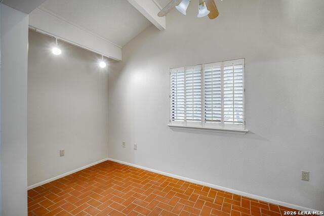 Image 16 of 36 For 29307 Summit Ridge