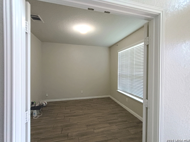 Image 8 of 29 For 11927 Tower Forest