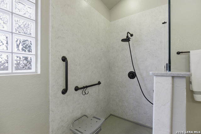 Image 15 of 28 For 3614 Oaklyn Pass