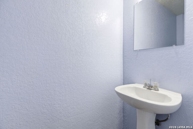 Image 14 of 26 For 10018 Fisherman Pier