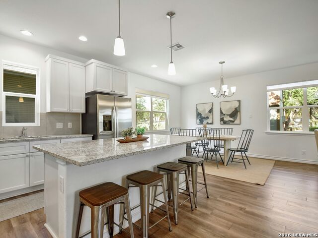 Image 11 of 30 For 660 Mockingbird