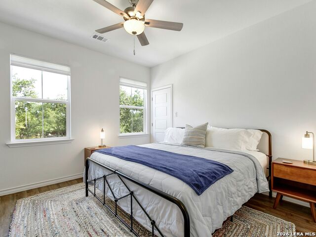 Image 19 of 30 For 660 Mockingbird