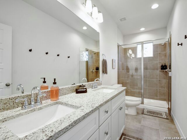 Image 24 of 30 For 660 Mockingbird