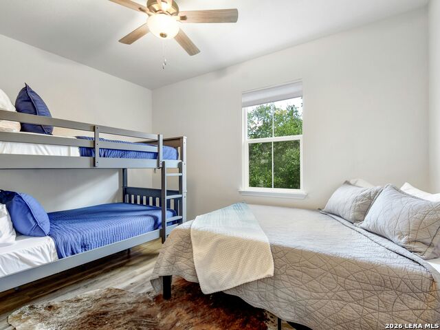 Image 26 of 30 For 660 Mockingbird