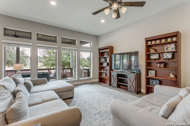 Image 10 of 45 For 5413 Hartley