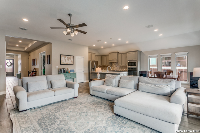 Image 11 of 45 For 5413 Hartley