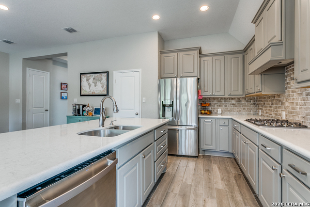 Image 13 of 45 For 5413 Hartley