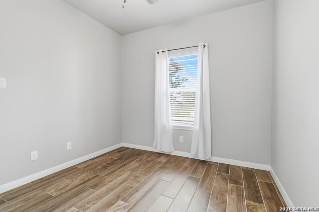 Image 14 of 23 For 570 Forest Crest