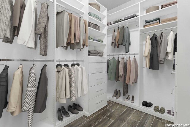 Image 20 of 23 For 570 Forest Crest