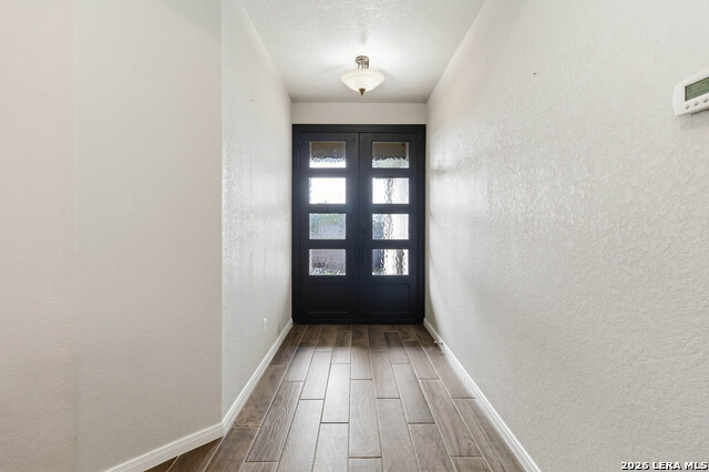 Image 3 of 23 For 570 Forest Crest