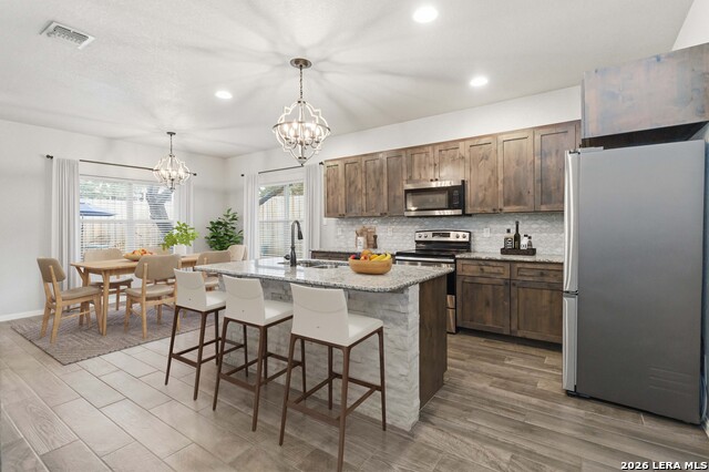 Image 8 of 23 For 570 Forest Crest