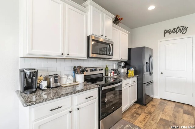 Image 11 of 28 For 934 Tenby Castle