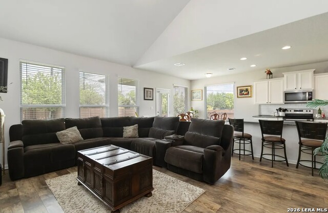 Image 6 of 28 For 934 Tenby Castle